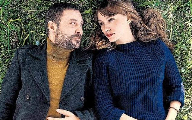 Serenay da Bakıya gəlir... - Fotolar