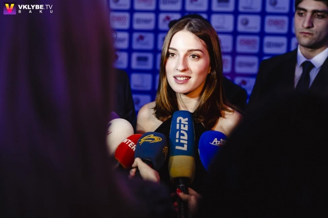 Mariya Velverde “Torqovı”dan şəkil paylaşdı (FOTO)