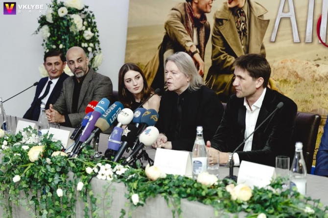 Mariya Velverde “Torqovı”dan şəkil paylaşdı (FOTO)