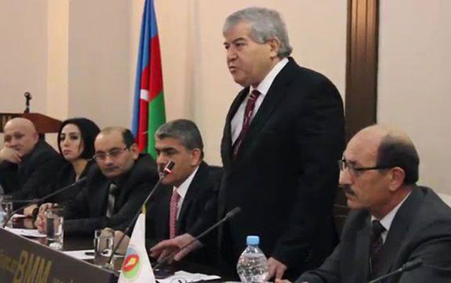 Üsyan etdi - “Səndən şərəfsiz adam elə sən özünsən”