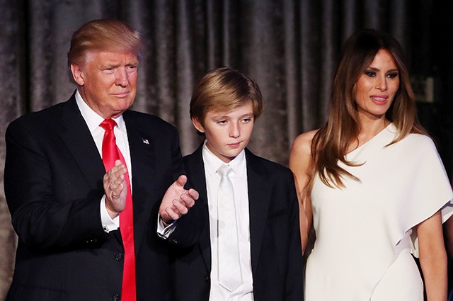 Melaniya Tramp oğlu ilə Ağ Evə köçməkdən imtina etdi
