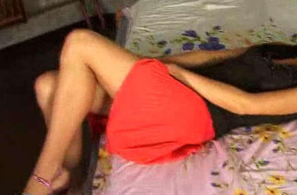 Gənc qız 28 min dollara bakirəliyini satıb + FOTOLAR