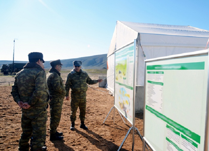 Generallar silahlandı, Zakir Həsənov atəş açdı - FOTOLAR