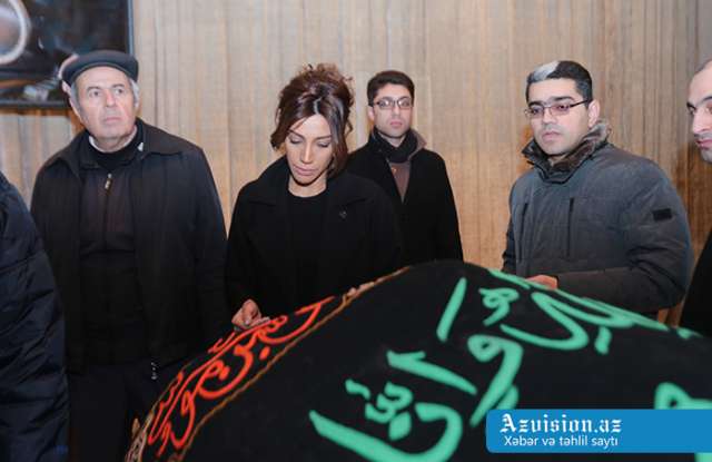 Xalq artisti son mənzilə muğamla yola salındı