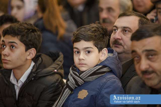 Xalq artisti son mənzilə muğamla yola salındı