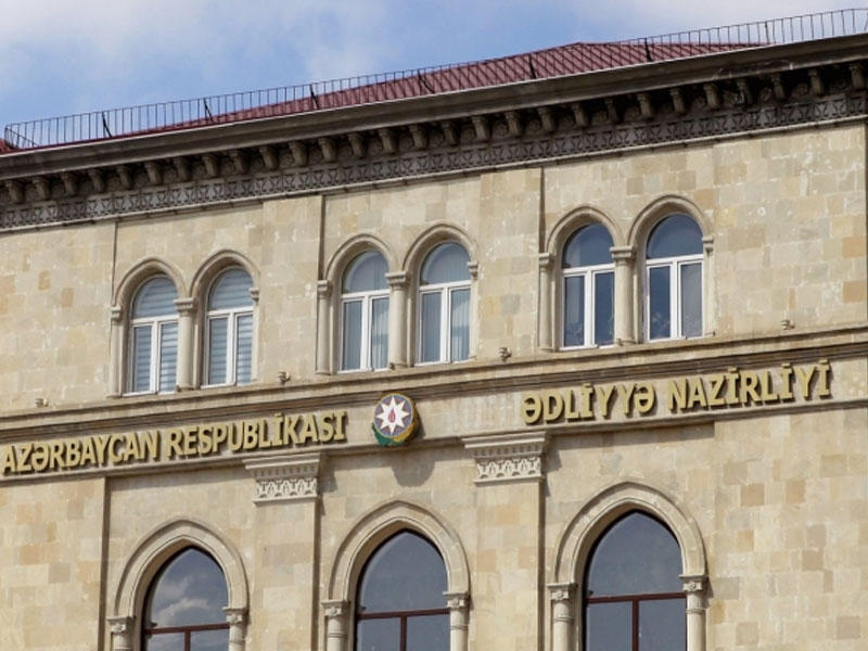 Mənzilini satmaq istəyən vətəndaşlar necə dolaşdırılır? - Kimdir müqəssir: banklar, yoxsa nazirlik?