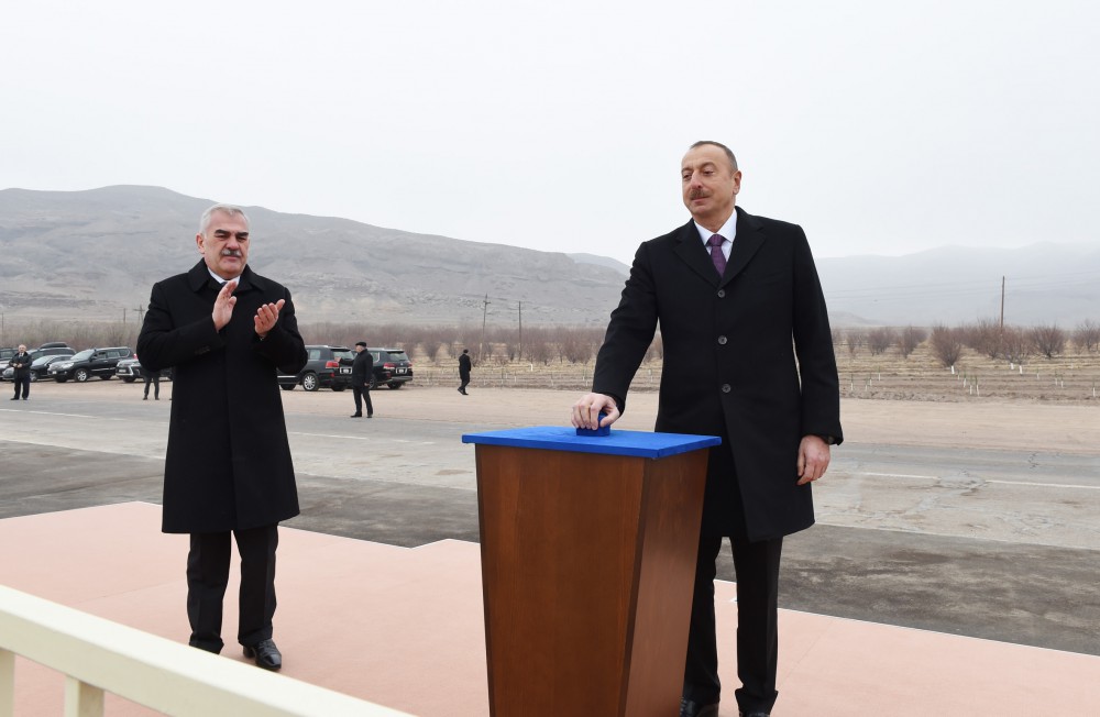 Əliyev Talıbovla təməlqoyma mərasimimdə - Fotolar