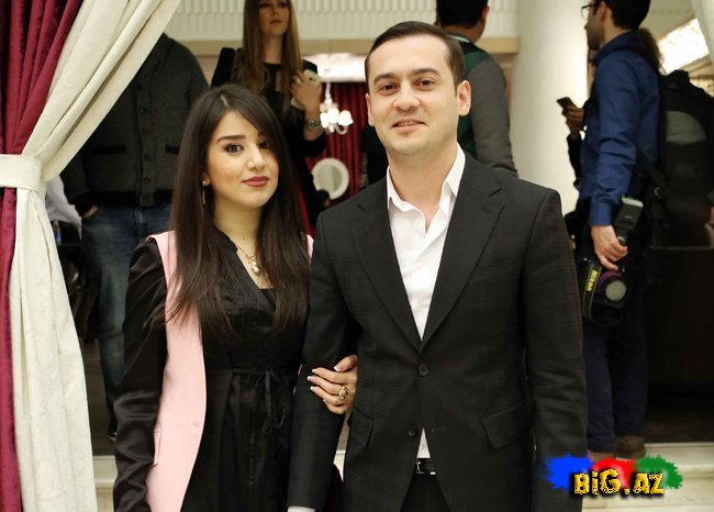 Xalq artistinin qızı ilə evli olan müğənni qala gecəsində - FOTOLAR