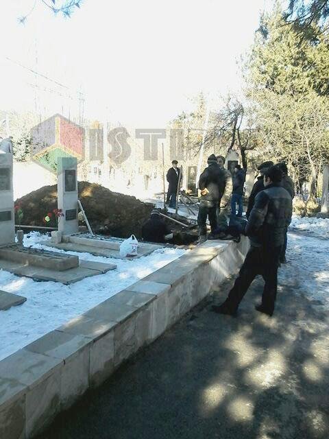 Qusar şəhidini son mənzilə yola saldı: Çingizin dəfnində İZDİHAM - FOTOLAR