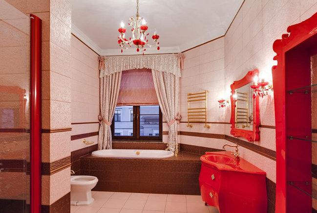 Aylıq kirayəsi ev qiymətinə olan villa - FOTOLAR