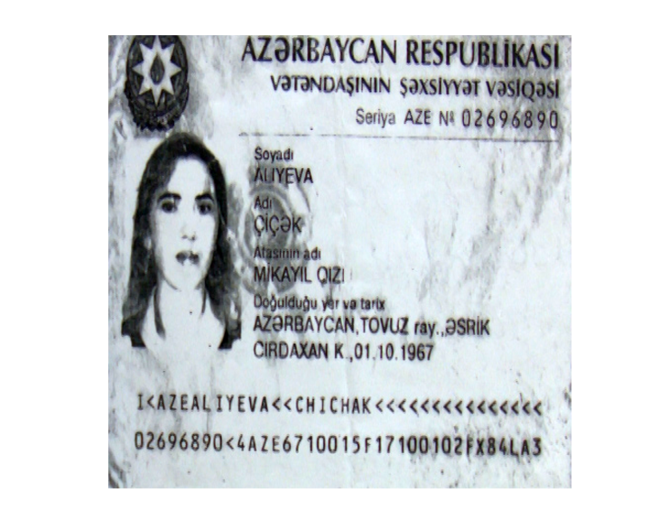 Arvadının gizlətdiyi telefonu tapdı, kişilərlə yazışmasını tutdu - Azərbaycanda QƏTL/FOTOLAR