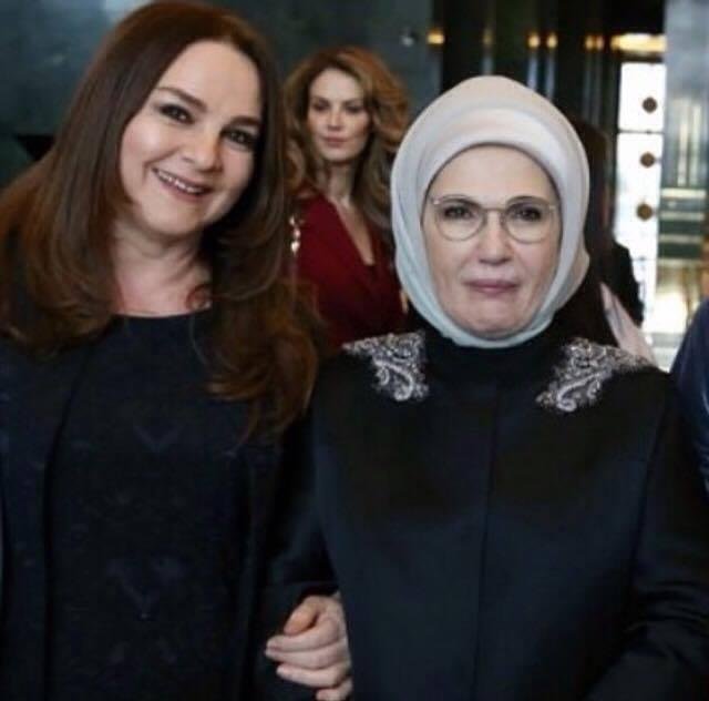 Azərbaycanlı aktrisa Prezident Sarayında - Birinci xanımla görüşdü/FOTOLAR