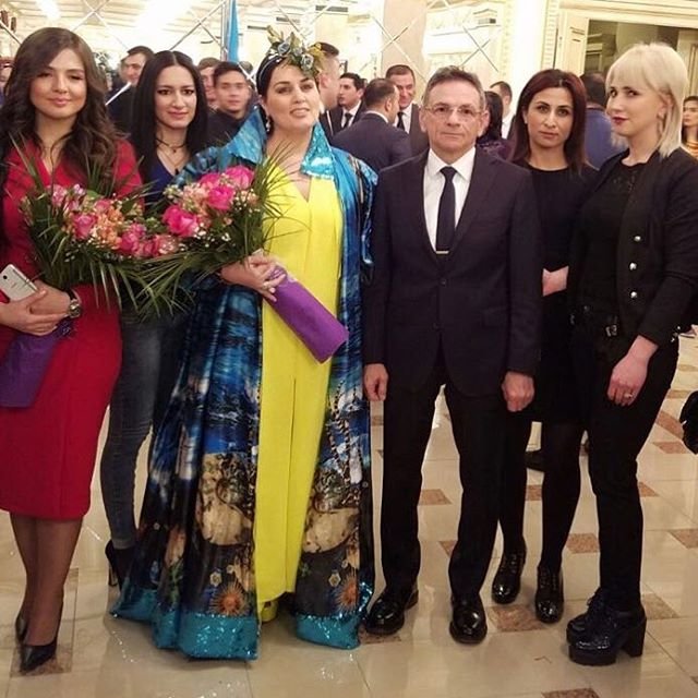 Əməkdar artist Mədət Quliyevlə bir arada - FOTOLAR