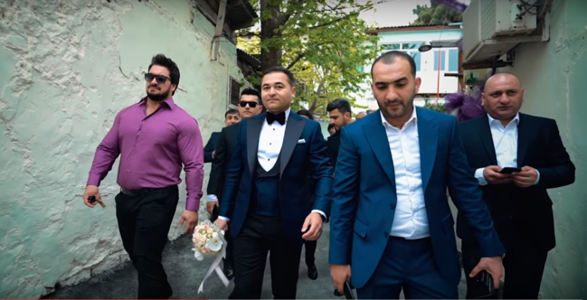 Aparıcı İlkinlə xanımından möhtəşəm