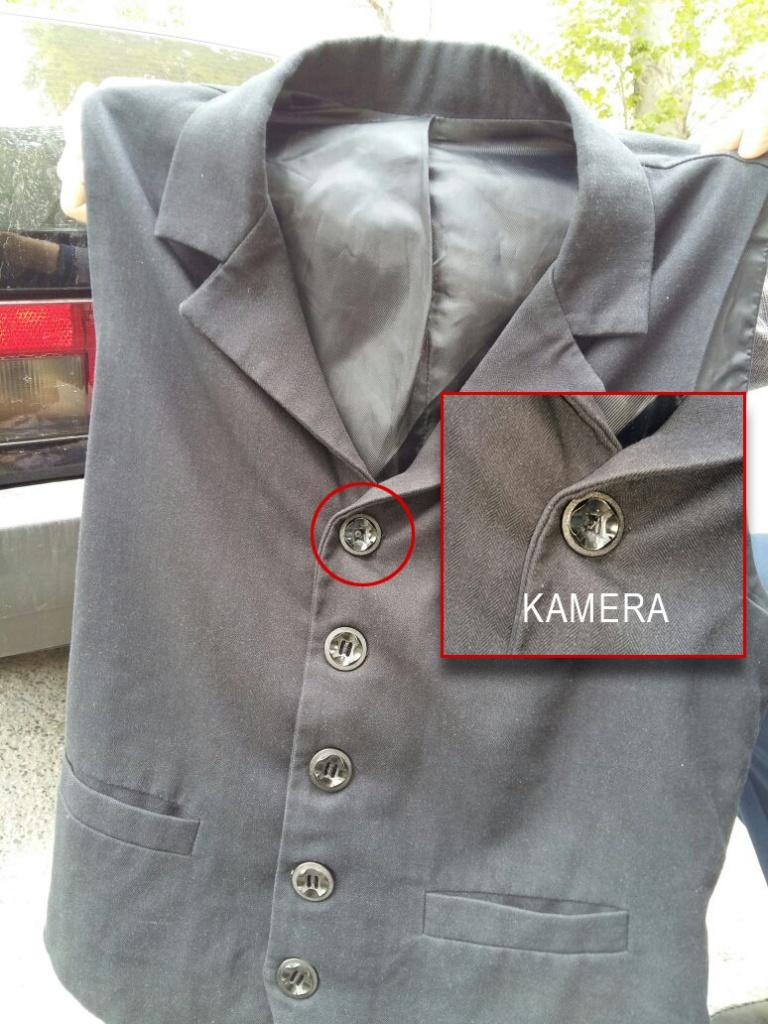Qəbul imtahanında şok - Abituriyent düyməsinə kamera qoydu/FOTO