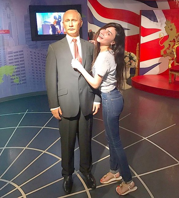 Aysel Əlizadənin Putinlə FOTOSU