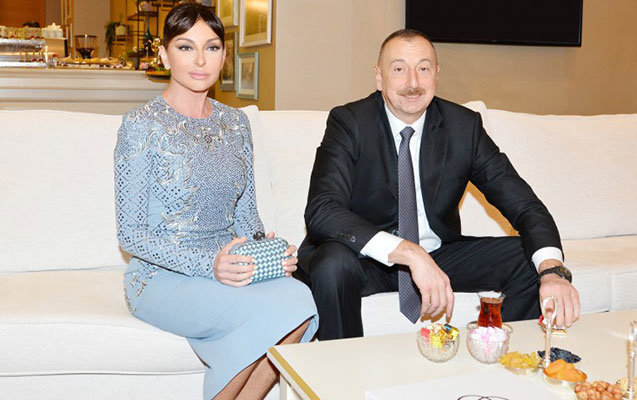 İlham Əliyev və ailəsinin açılış mərasimindən - FOTOLAR