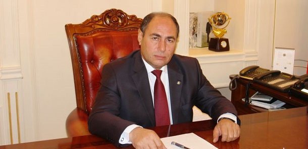Azərbaycanda daha bir məmur işdən çıxarıldı - FOTO