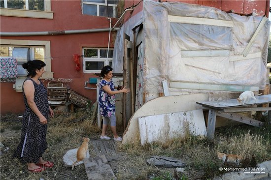 Azərbaycanlı tanınmış - Vəfa illərdir GÖRÜN HARADA yaşayır - ACINACAQLI FOTOLAR
