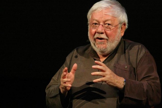 İNANILMAZ! Dünyaşöhrətli KOMİK dünyasını dəyişdi