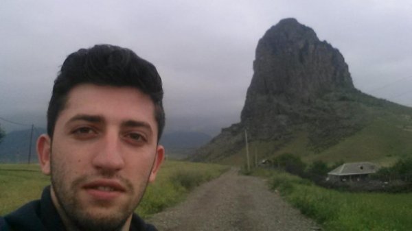 Hərbi xidmətdən qayıdarkən ağır qəzaya düşən Nicat kimdir? - FOTOLAR