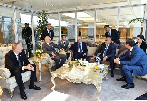 Prezident İstanbulda görüşlər keçirdi - Foto