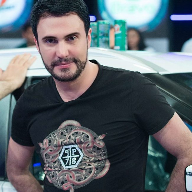 SON DƏQİQƏ! BƏD XƏBƏR! 46 yaşlı müğənnimiz AĞIR QƏZADA... - FOTO