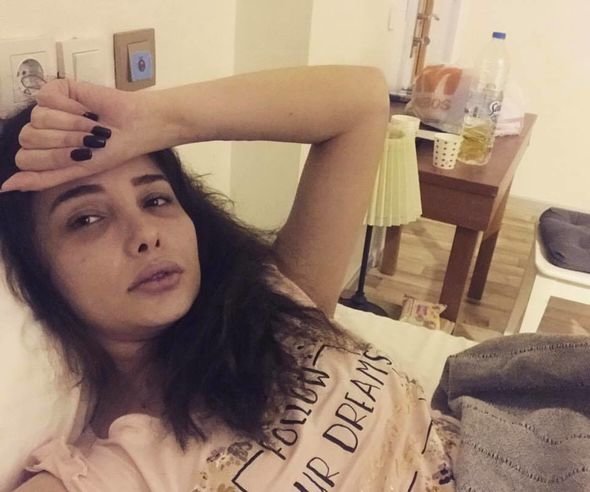 TƏCİLİ! Məşhur azərbaycanlı aparıcıdan ÜZÜCÜ XƏBƏR: KOMAYA DÜŞDÜ - FOTO