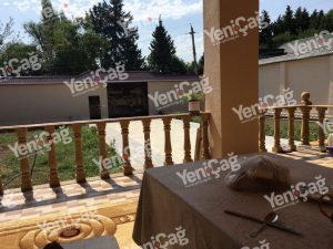 Azərbaycanlı xanım sənətçi meşədə özünə villa tikdirdi - Fotolar