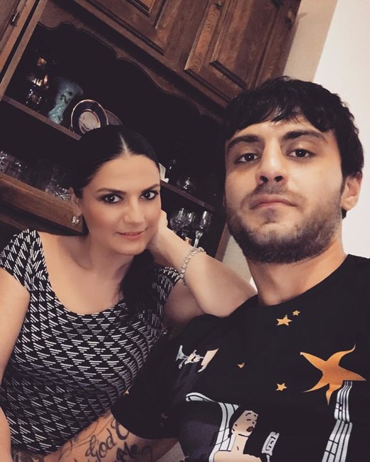 Natavan Həbibinin toydan sonra İLK FOTOSU: Qayınatasıgildədir...