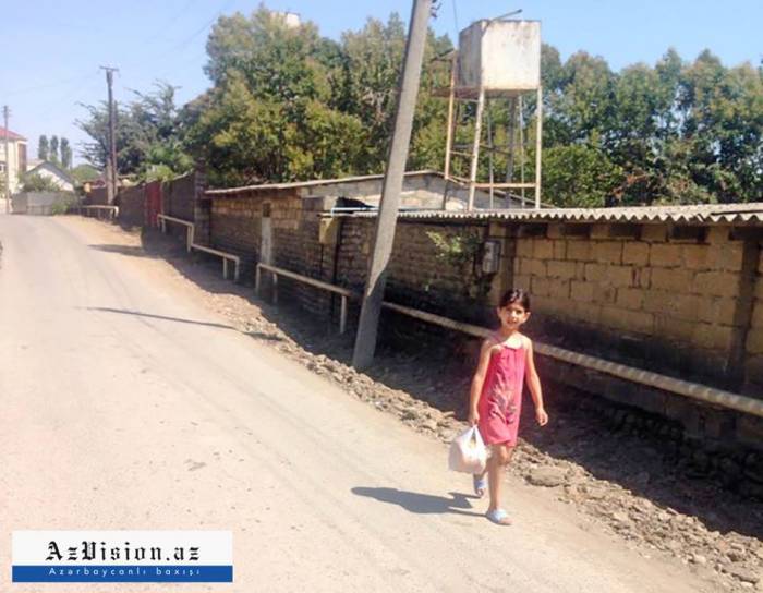“Elə bil, bizi kimsə yatızdırdı...” – Mələyin öldürüldüyü evdən REPORTAJ (FOTOLAR)