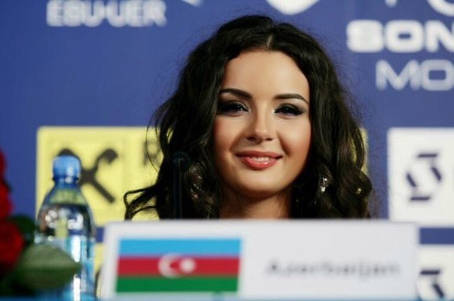 3 uşaq anası olan Aysel Teymurzadənin bu FOTOLARI REKORD QIRIR