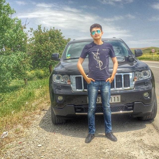 Azərbaycanlı zənginlərinin övladlarının İnstagram FOTO