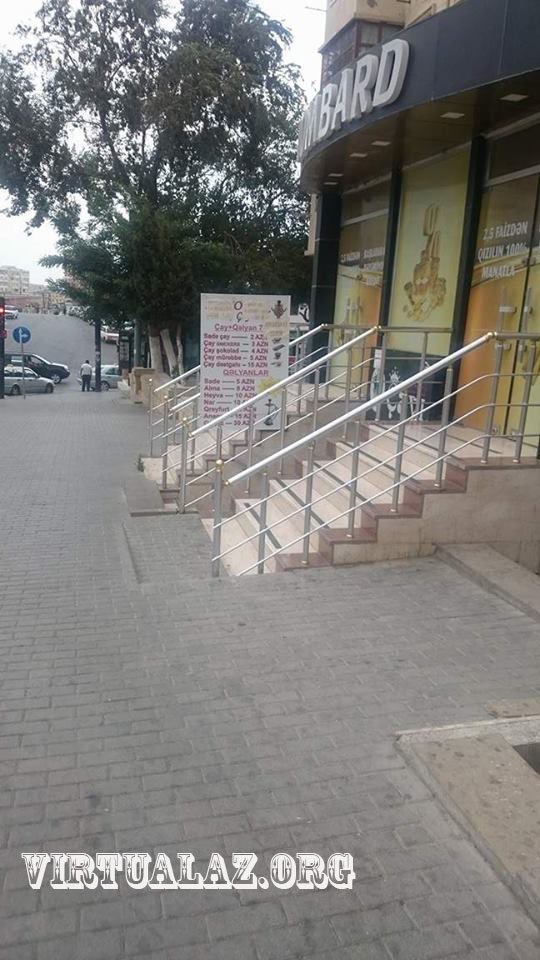 "Məktəbli və tələbə qızlar dərsdən qaçıb qəlyan çəkməyə gəlirlər..." - Bakı çayxanalarını bürüyən duman - FOTOLAR