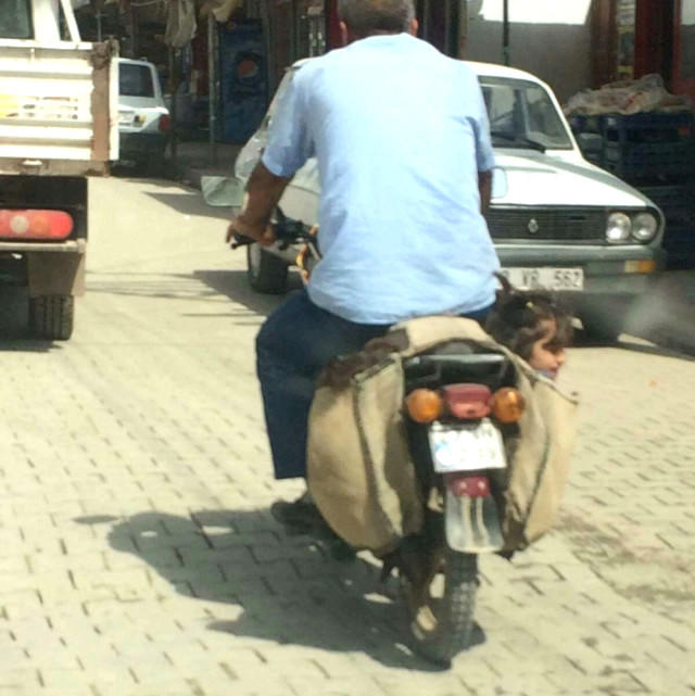 Atanın uşaqlarına verdiyi əzab görənləri dəhşətə gətirdi - FOTO