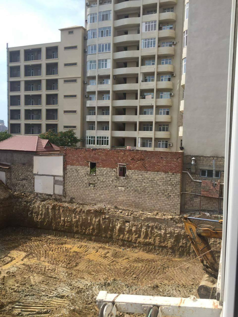 "Baku City" və “Şans" tikinti şirkətləri sakinlərin yolunu bağladı - ŞİKAYƏT - FOTOLAR