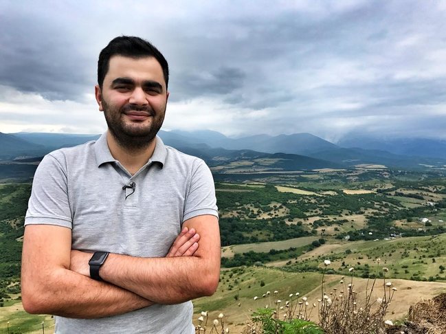 Atv-nin məşhur aparıcısı nişanlandı: ÖZÜ DƏ GİZLİCƏ - FOTO
