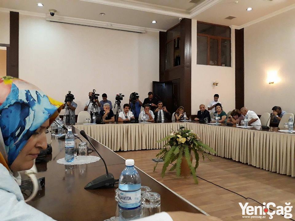 Nuru Paşanın qəbrindən götürülən torpaq Bakıya gətirildi - Yenilənir + Fotolar