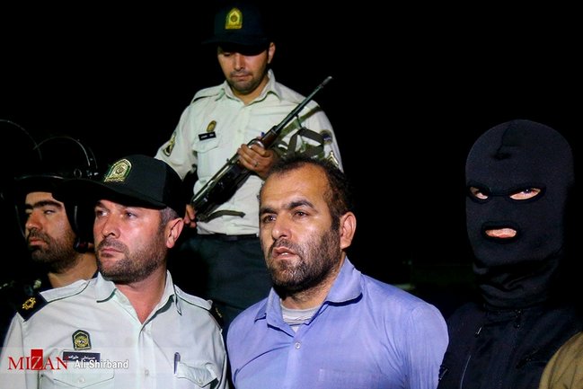 7 yaşlı qızı zorlayıb öldürən İsmayıl EDAM EDİLDİ - DƏHŞƏTLİ FOTOLAR