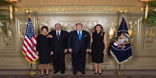 İlham Əliyev Trampla görüşdü (FOTO)