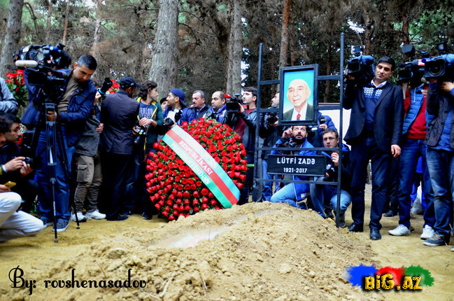 Lütfi Zadə DƏFN EDİLDİ: Kimlər güldü, kimlər yatdı, kimlər isə KÖVRƏLDİ - FOTOREPORTAJ