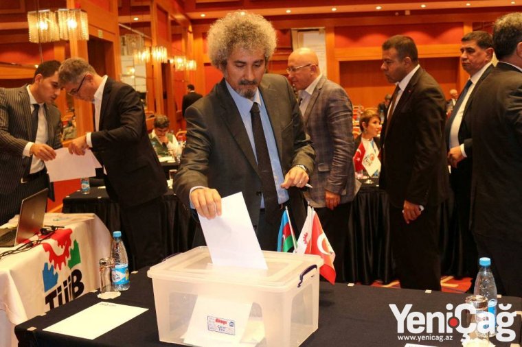 Hüseyin Büyükfırat TÜİB-in yeni sədri oldu - Fotolar