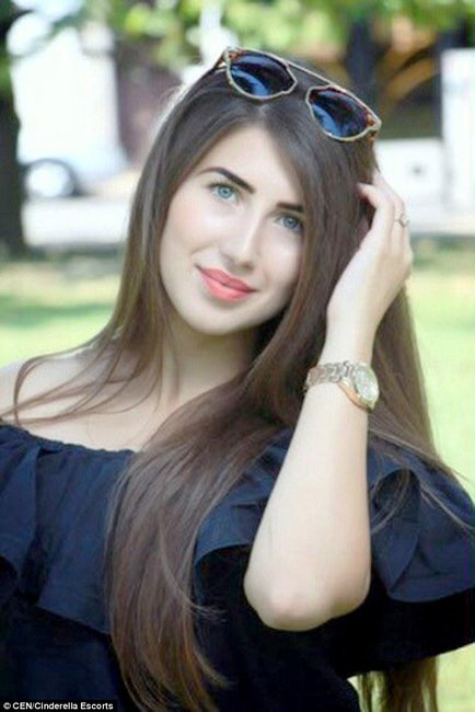 20 yaşlı qız valideynlərindən xəbərsiz bakirəliyini şok qiymətə satır