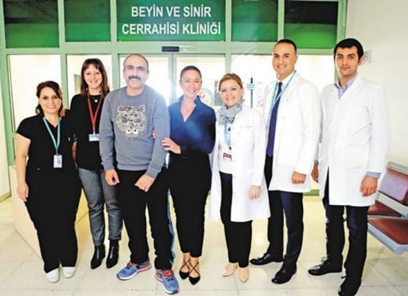 Aprel döyüşündə yaralanan hərbçiyə süni kəllə qapağı qoyuldu