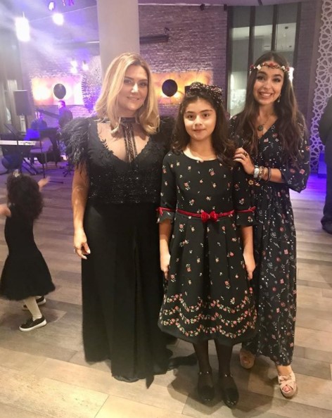 Zülfiyyə Xanbabayeva və həyat yoldaşının rəqsi - VİDEO-FOTO