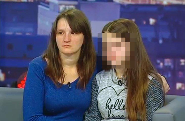 Canlı yayımda biabırçılıq: 12 yaşlı qızı uşağının atasını dəqiqləşdirmək üçün efirə çıxartdılar - FOTO