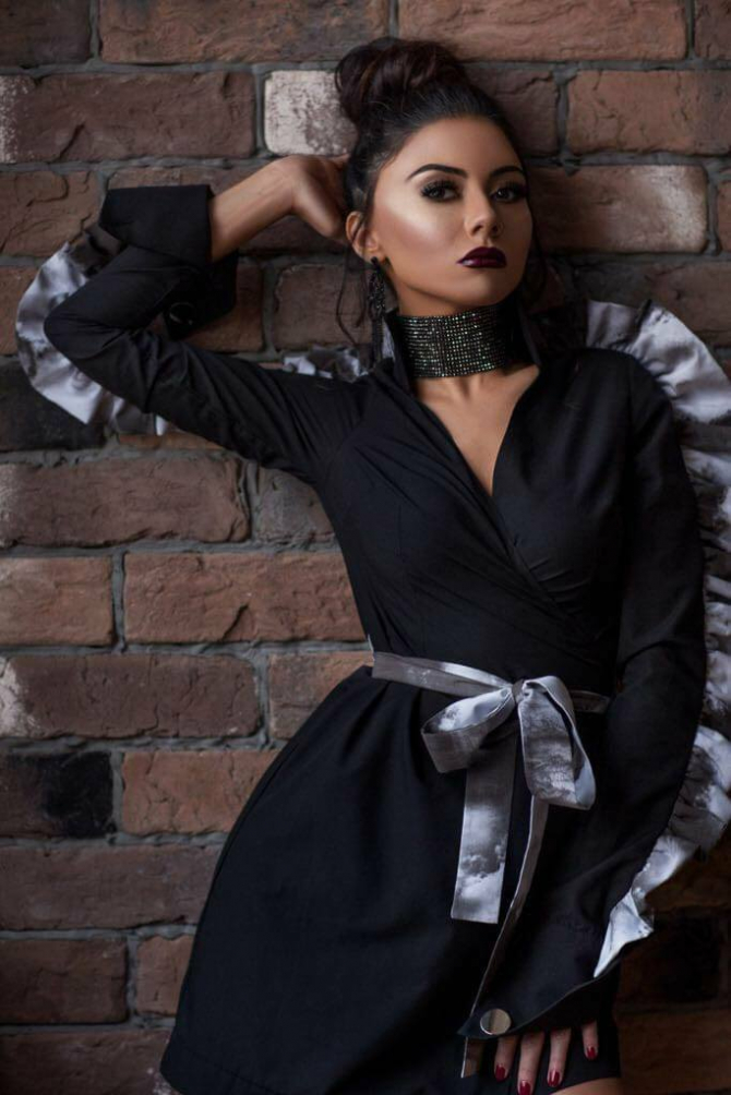Aysel Əlizadədən qaynar FOTOSESSİYA