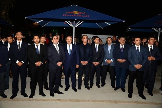 Nəsimi rayonunda FİTZONA idman meydançasının açılış mərasimi keçirilib