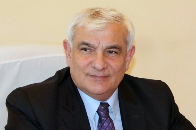 Prezident Aparatında vəzifələrini itirən məmurların SİYAHISI - FOTOLAR