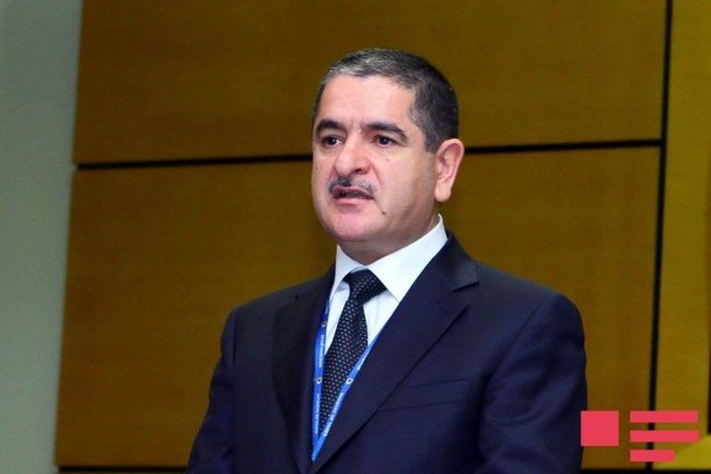 Prezident Aparatında vəzifələrini itirən məmurların SİYAHISI - FOTOLAR